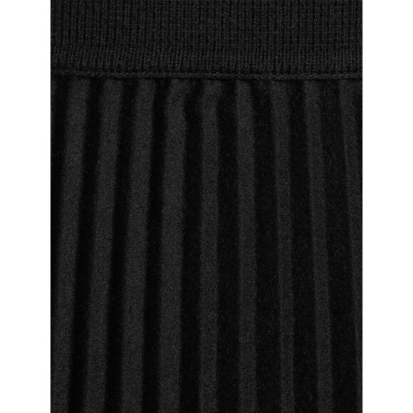 Theory Women's Size Medium Black Pleated Flannel Midi Skirt A-Line Knit $630 NWT - Picture 6 of 10